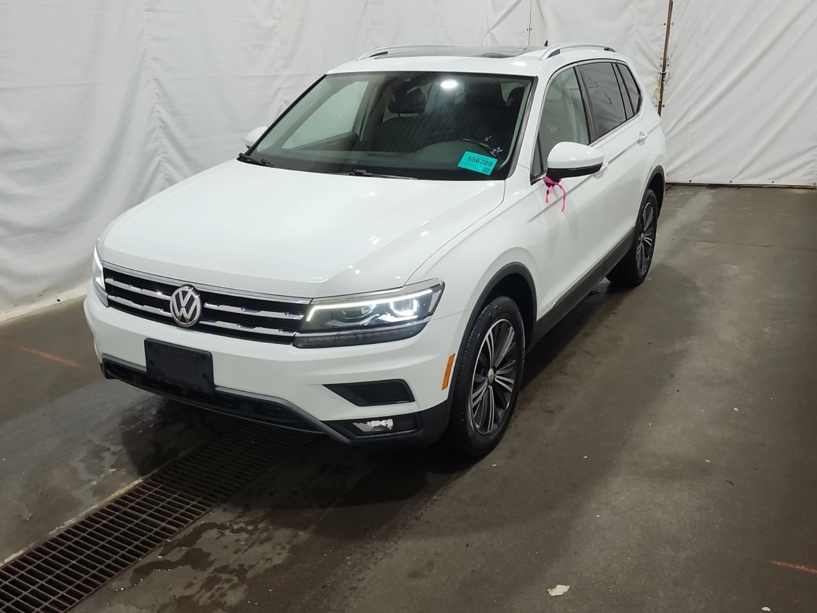 VW Tiguan / HIGHLINE / ПАНОРАМА / 2 КЛЮЧА / CARFAX 