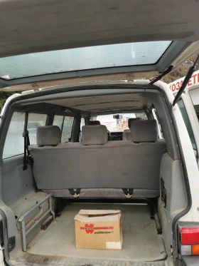 VW Multivan Пътнически, Мултиван, кемпер. , снимка 2