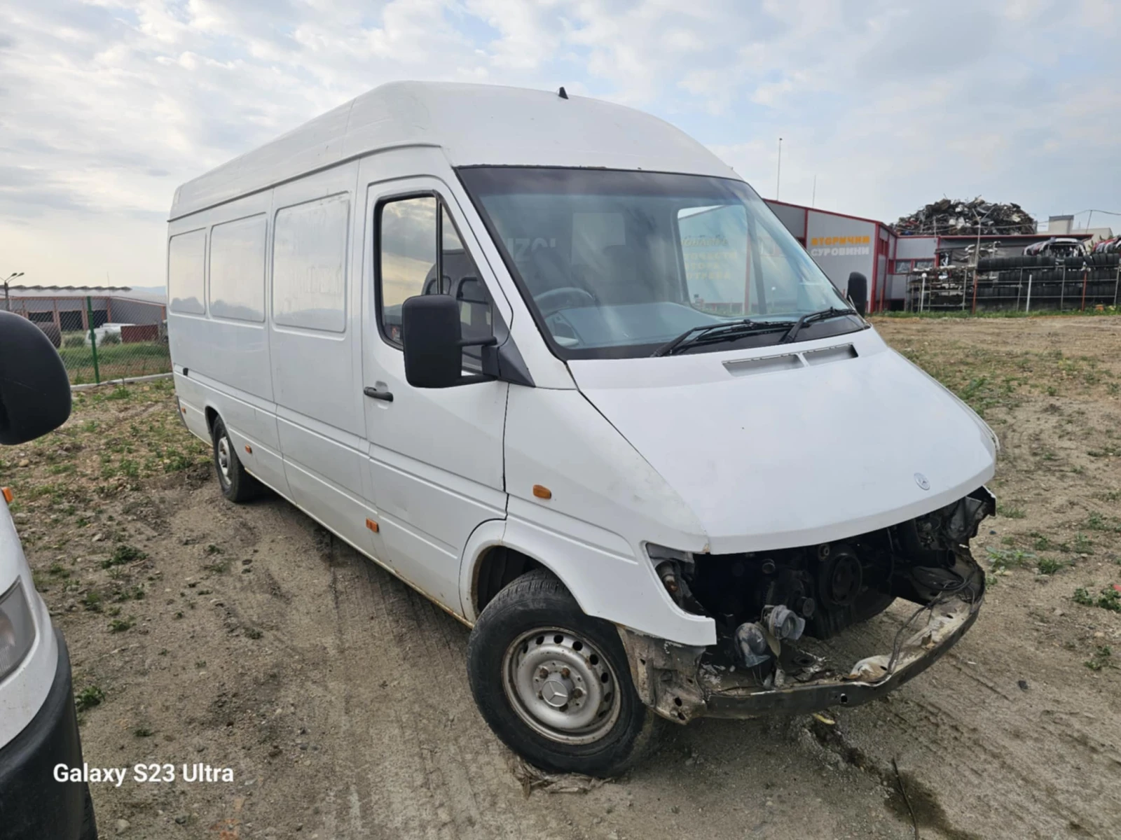 Mercedes-Benz 310 2.9 - изображение 3