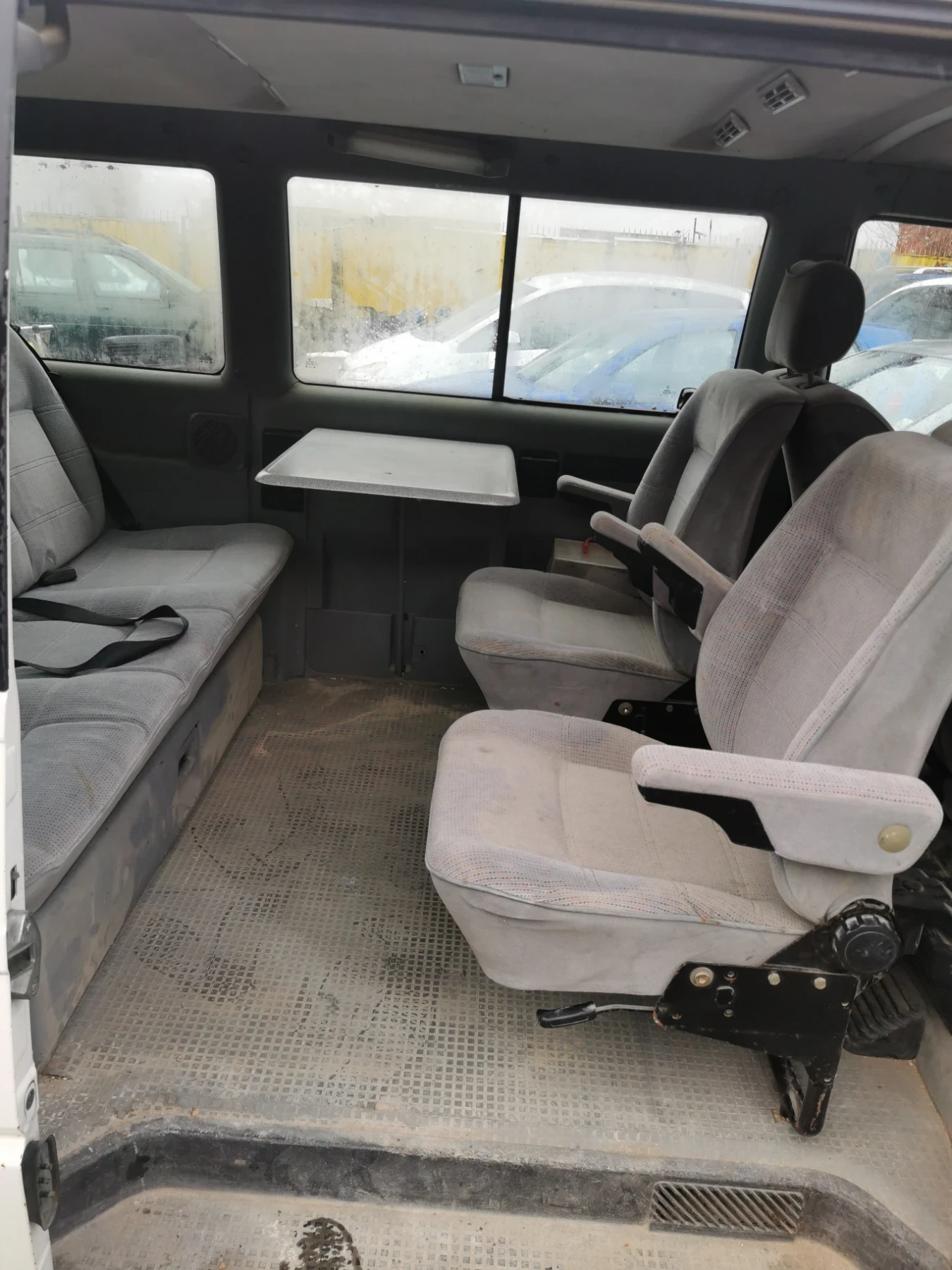 VW Multivan Пътнически, Мултиван, кемпер. , снимка 3 - Бусове и автобуси - 54564065
