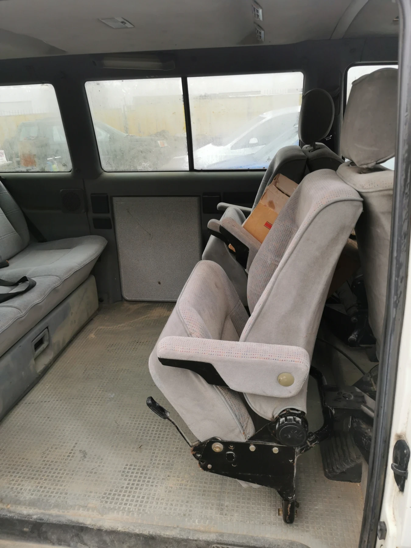 VW Multivan Пътнически, Мултиван, кемпер. , снимка 5 - Бусове и автобуси - 54564065