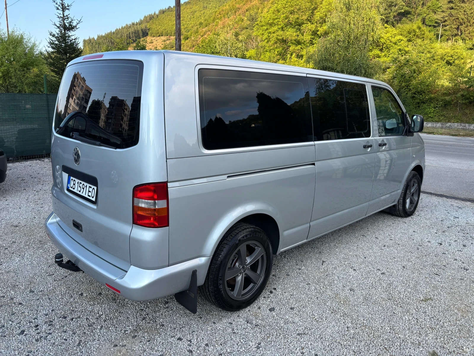 VW T5 2.5 TDI 131 к.с. 9-МЕСТЕН, снимка 7 - Бусове и автобуси - 55606612
