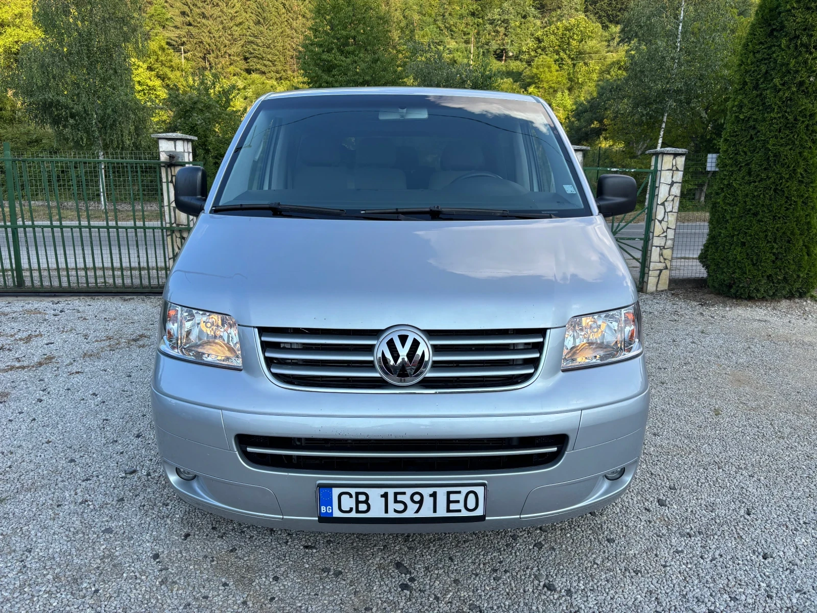 VW T5 2.5 TDI 131 к.с. 9-МЕСТЕН, снимка 3 - Бусове и автобуси - 55606612