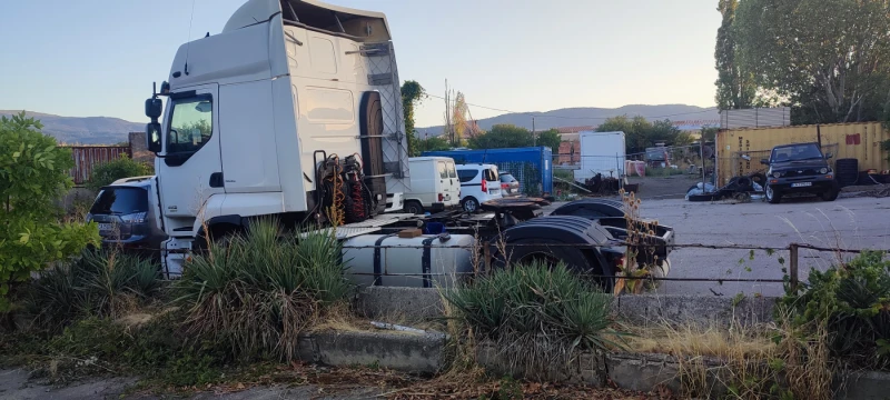 Renault Premium 460 EEV, снимка 2 - Камиони - 52507807