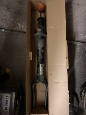 Амортисьор Jeep Grand Cherokee WK2