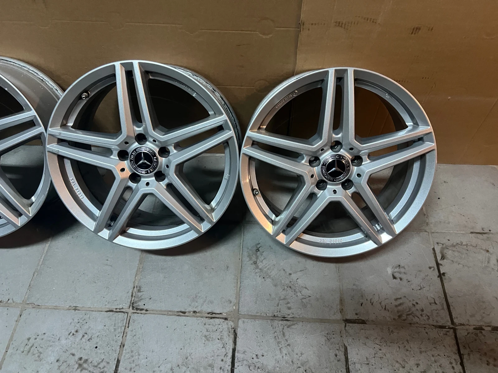 ������ | Mobile.bg � ����������� 13