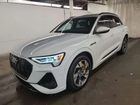 Audi E-Tron * PROGRESSIV * CARFAX * БЕЗ ПЪРВОНАЧАЛНА ВНОСКА, снимка 1