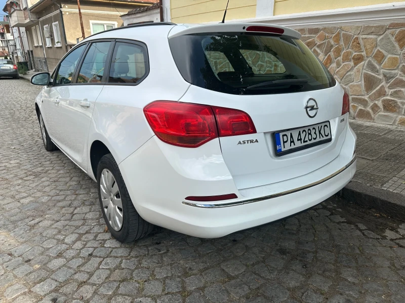 Opel Astra, снимка 7 - Автомобили и джипове - 47297093