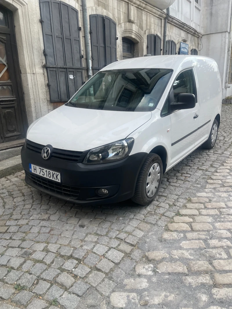 VW Caddy 1.6 TDI Bluemotion Климатик, снимка 2 - Автомобили и джипове - 47236634