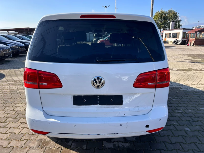 VW Touran 2.0TDI AVTOMAT/NAVI ЛИЗИНГ, снимка 7 - Автомобили и джипове - 47497252