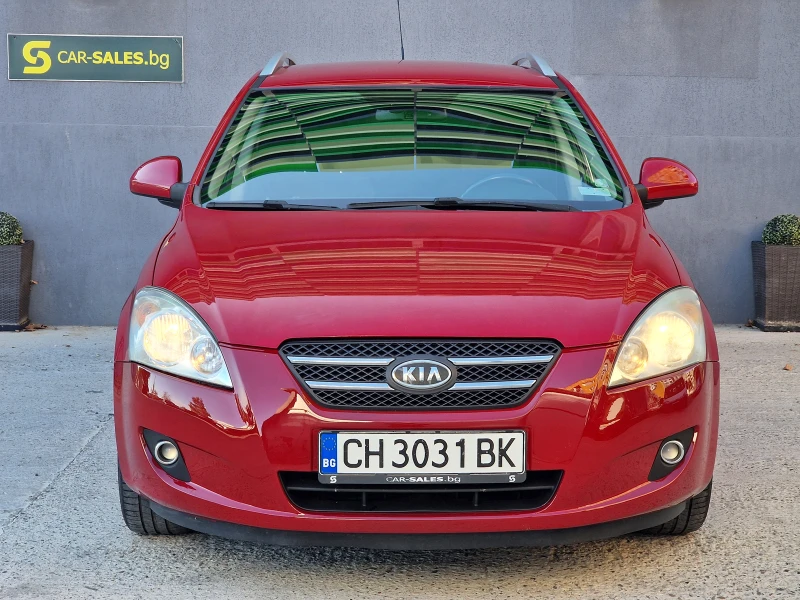 Kia Ceed 1.6, снимка 3 - Автомобили и джипове - 47660003