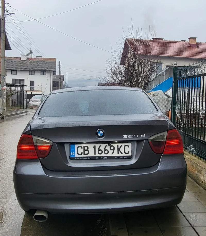 BMW 320, снимка 4 - Автомобили и джипове - 48176826