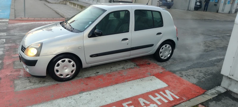 Renault Clio, снимка 4 - Автомобили и джипове - 48520456