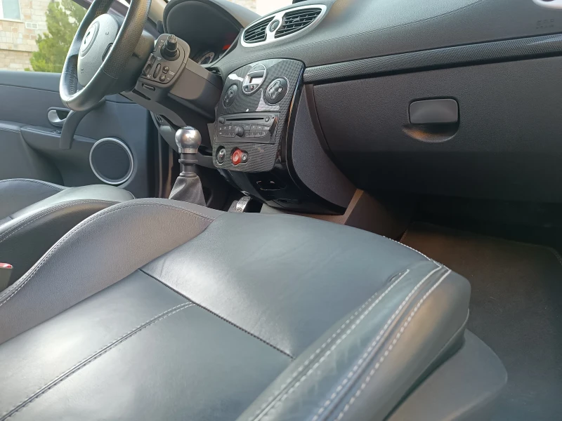 Renault Clio RS 201 limited , снимка 8 - Автомобили и джипове - 51675062