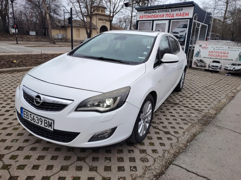 Opel Astra, снимка 1 - Автомобили и джипове - 49225769