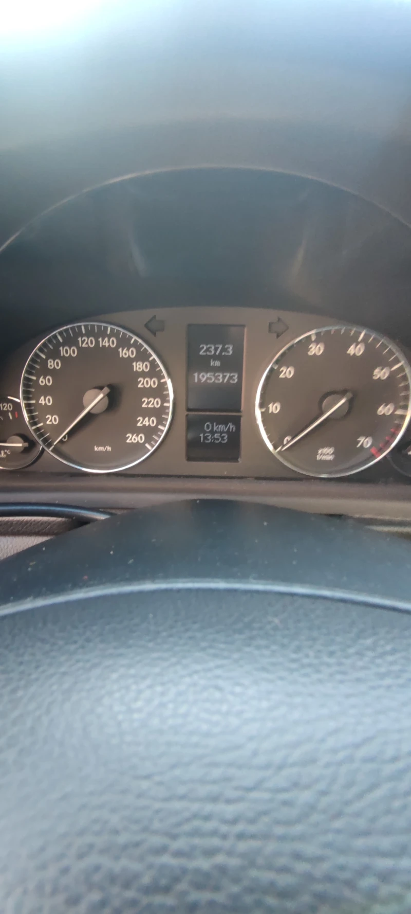 Mercedes-Benz C 200 Compresor, снимка 10 - Автомобили и джипове - 49261760