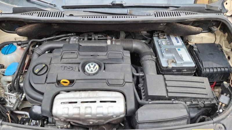 VW Touran, снимка 10 - Автомобили и джипове - 49453525