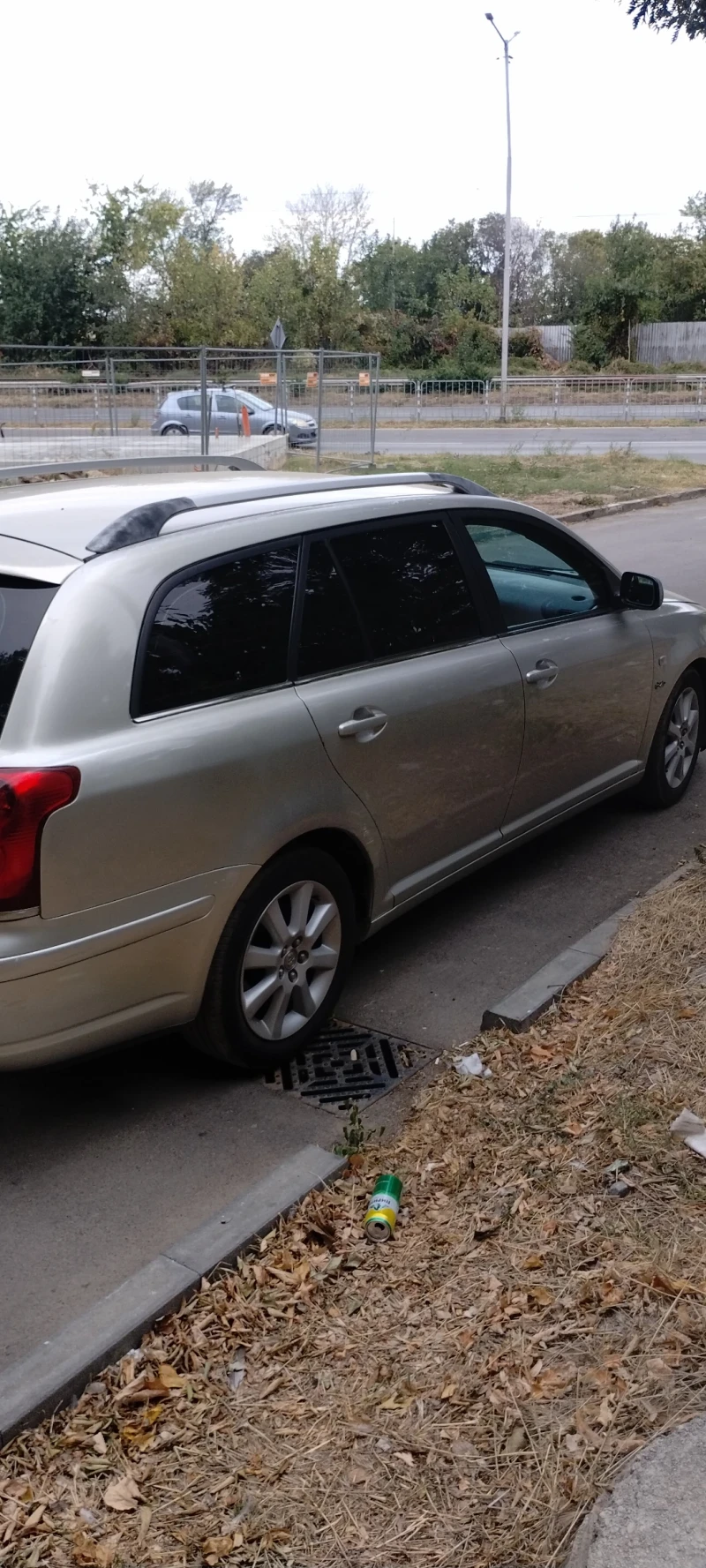 Toyota Avensis D4D, снимка 5 - Автомобили и джипове - 52454396