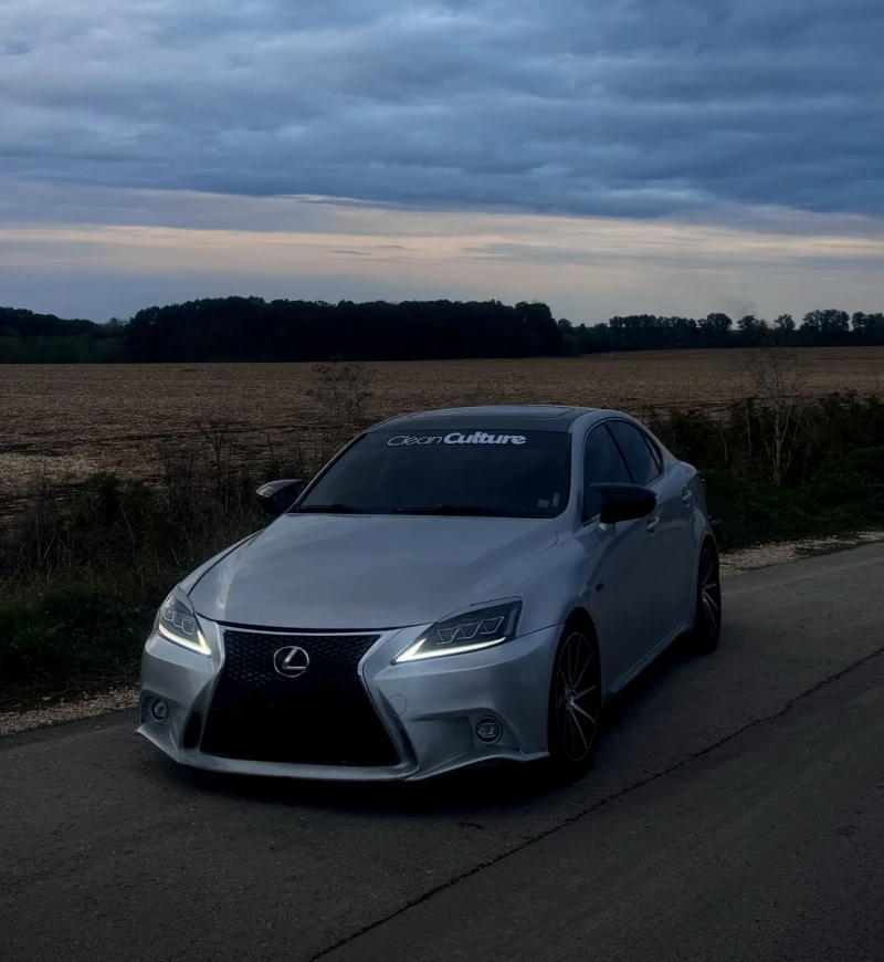 Lexus IS 250 Ръчна, снимка 6 - Автомобили и джипове - 52444903