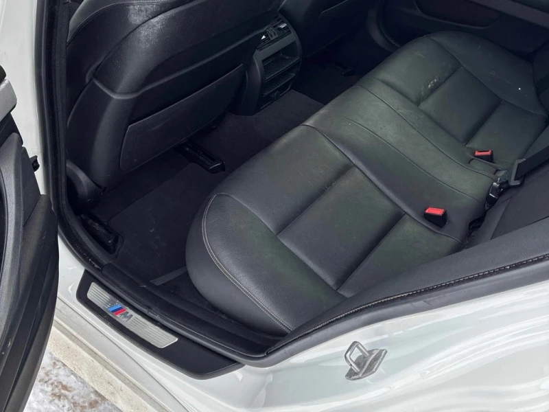 BMW 535 * 535i xDrive * CARFAX * ЦЕНА ДО БГ, снимка 11 - Автомобили и джипове - 52859800