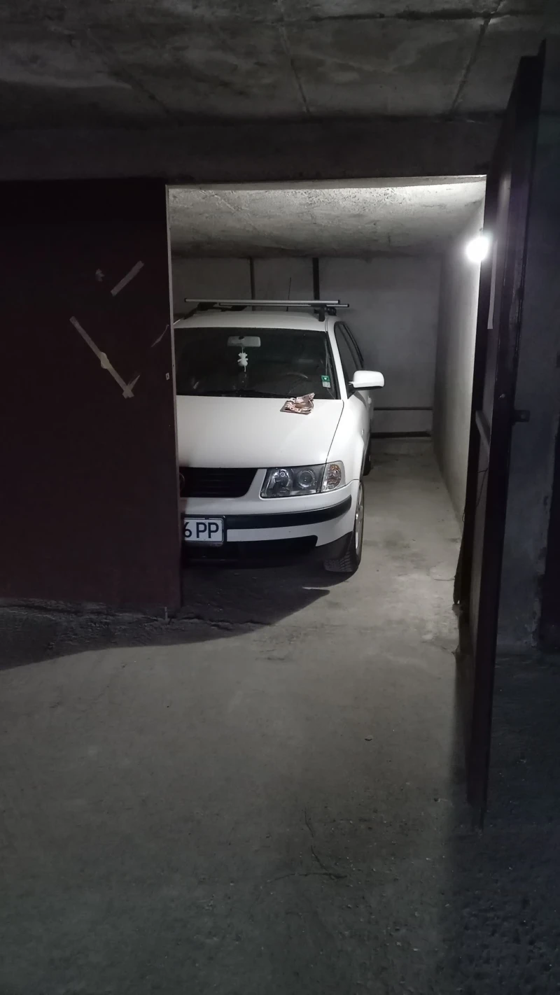 VW Passat B 5, снимка 12 - Автомобили и джипове - 53220433