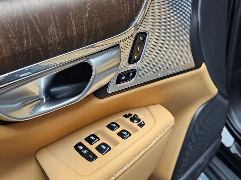 Volvo V90 2.0 Automatic, снимка 15 - Автомобили и джипове - 55974914