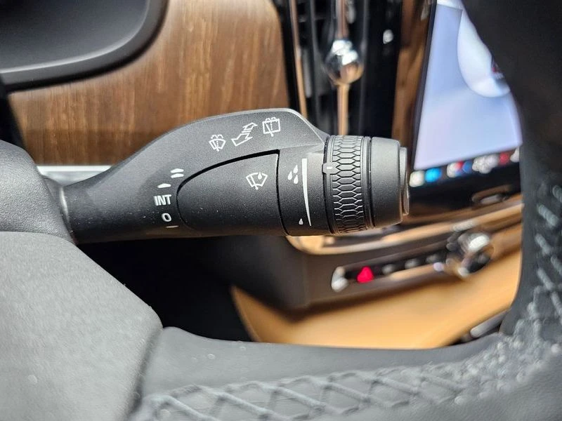 Volvo V90 2.0 Automatic, снимка 16 - Автомобили и джипове - 55974914
