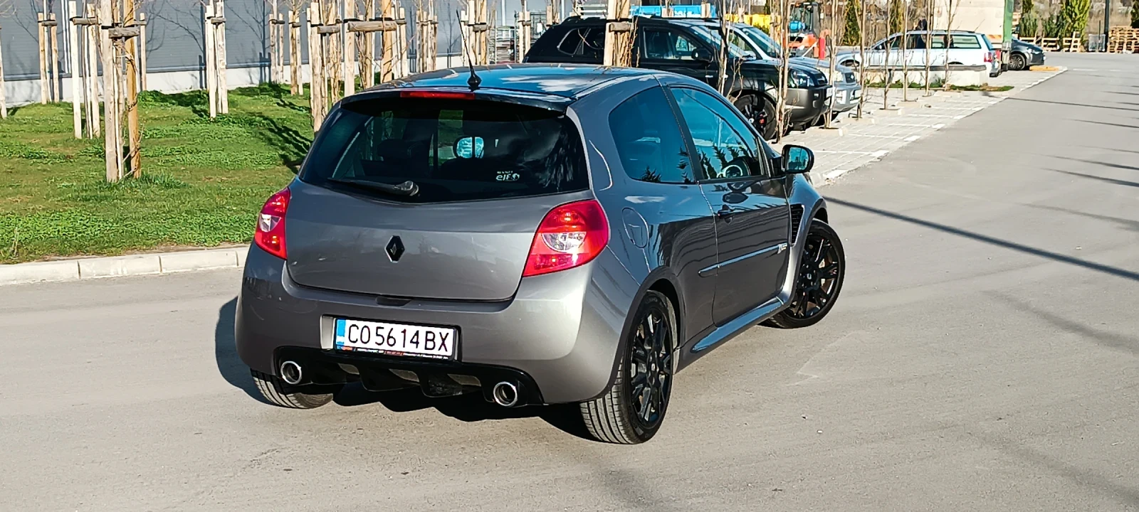 Renault Clio R.S., снимка 4 - Автомобили и джипове - 54822059