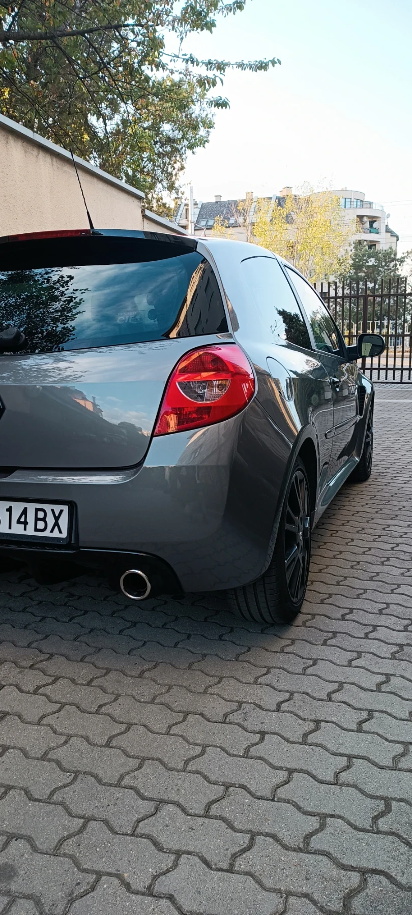 Renault Clio R.S., снимка 8 - Автомобили и джипове - 56458819