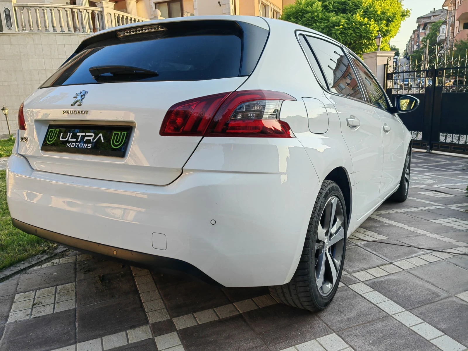 Peugeot 308 1.6Blue-Hdi facelift / carplay / lane assist - изображение 4