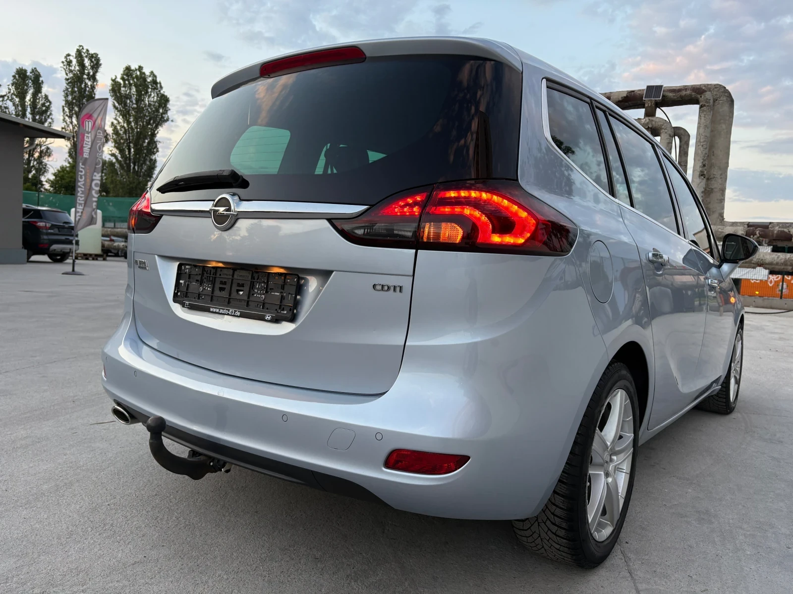 Opel Zafira Tourer Cosmo 2.0 diesel 170кс Euro6 Automatic - изображение 7