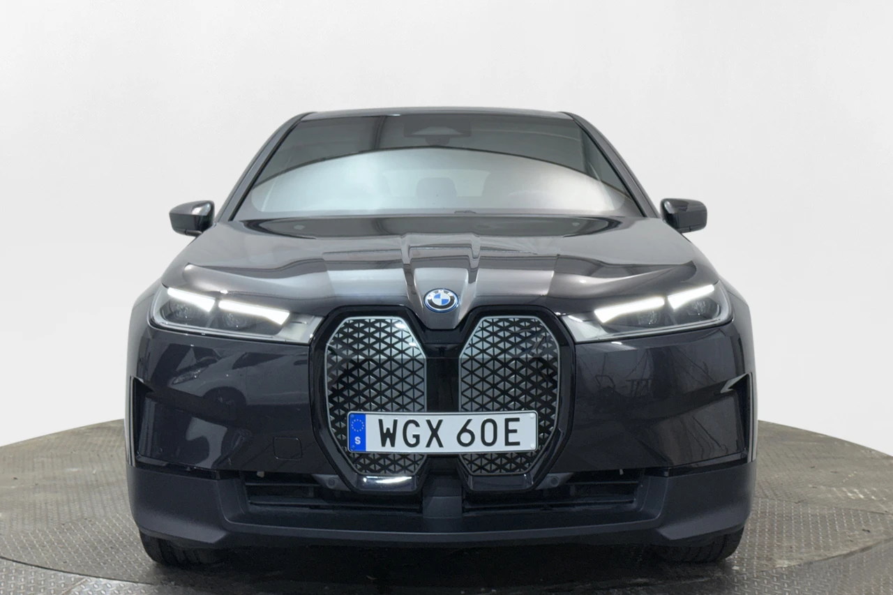 BMW iX xDrive40* CCS* 5G WiFi* Cam* Navi*  - изображение 2