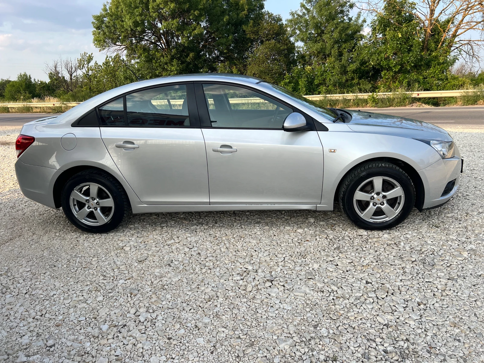 Chevrolet Cruze 1.6i 16v/113p.s-EURO 5 - изображение 8