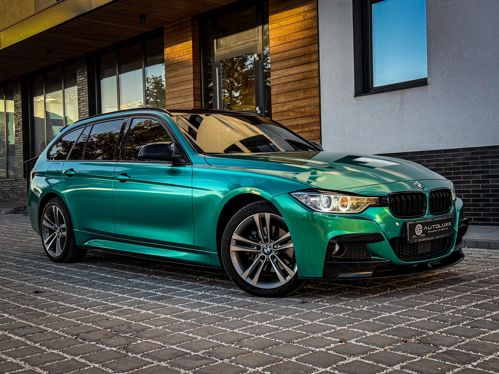 BMW 320 d/M PERFORMANCE/M4 GREEN/CARBON/CAM/HUD/ASSISTANCE | Mobile.bg   1