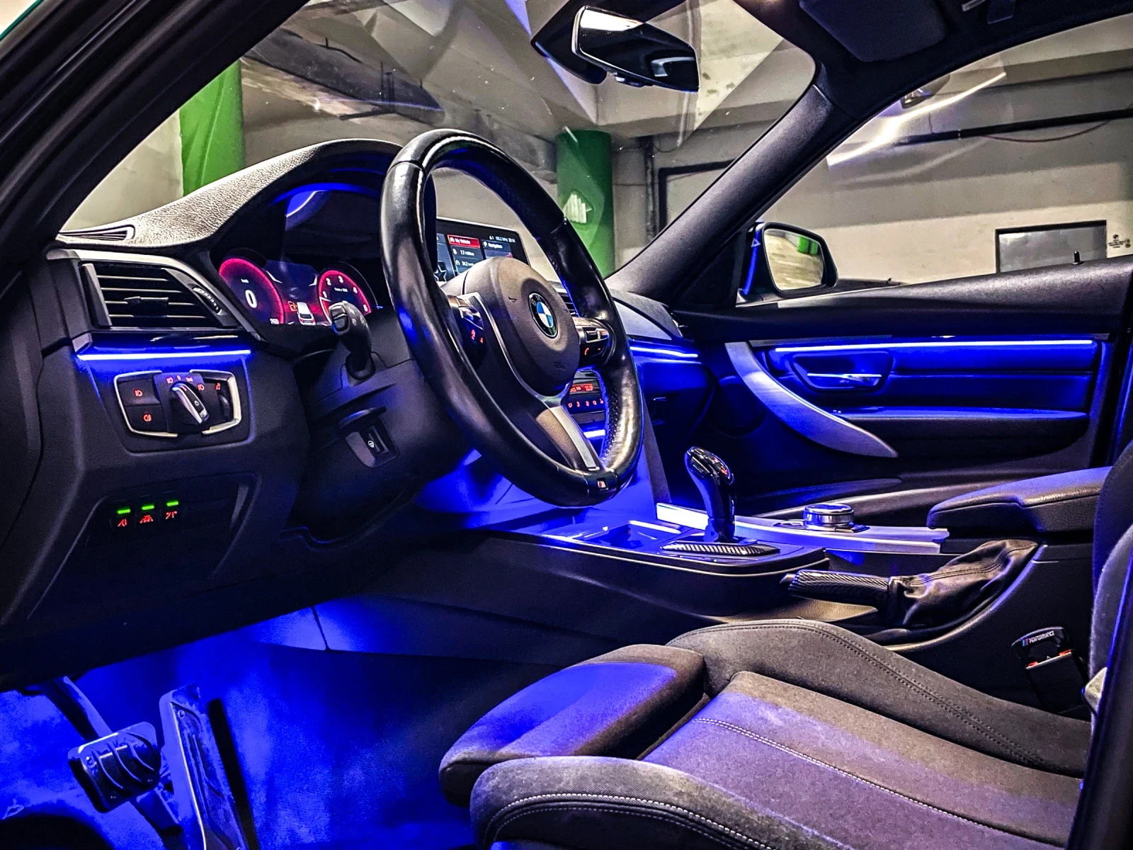 BMW 320 d/M PERFORMANCE/M4 GREEN/CARBON/CAM/HUD/ASSISTANCE - изображение 7