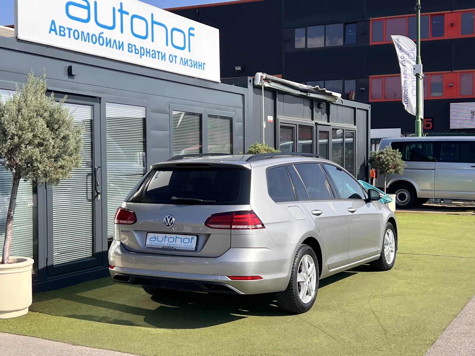 VW Golf TRENDLINE/1.6TDI/116k.c./5МТ/N1 - изображение 4