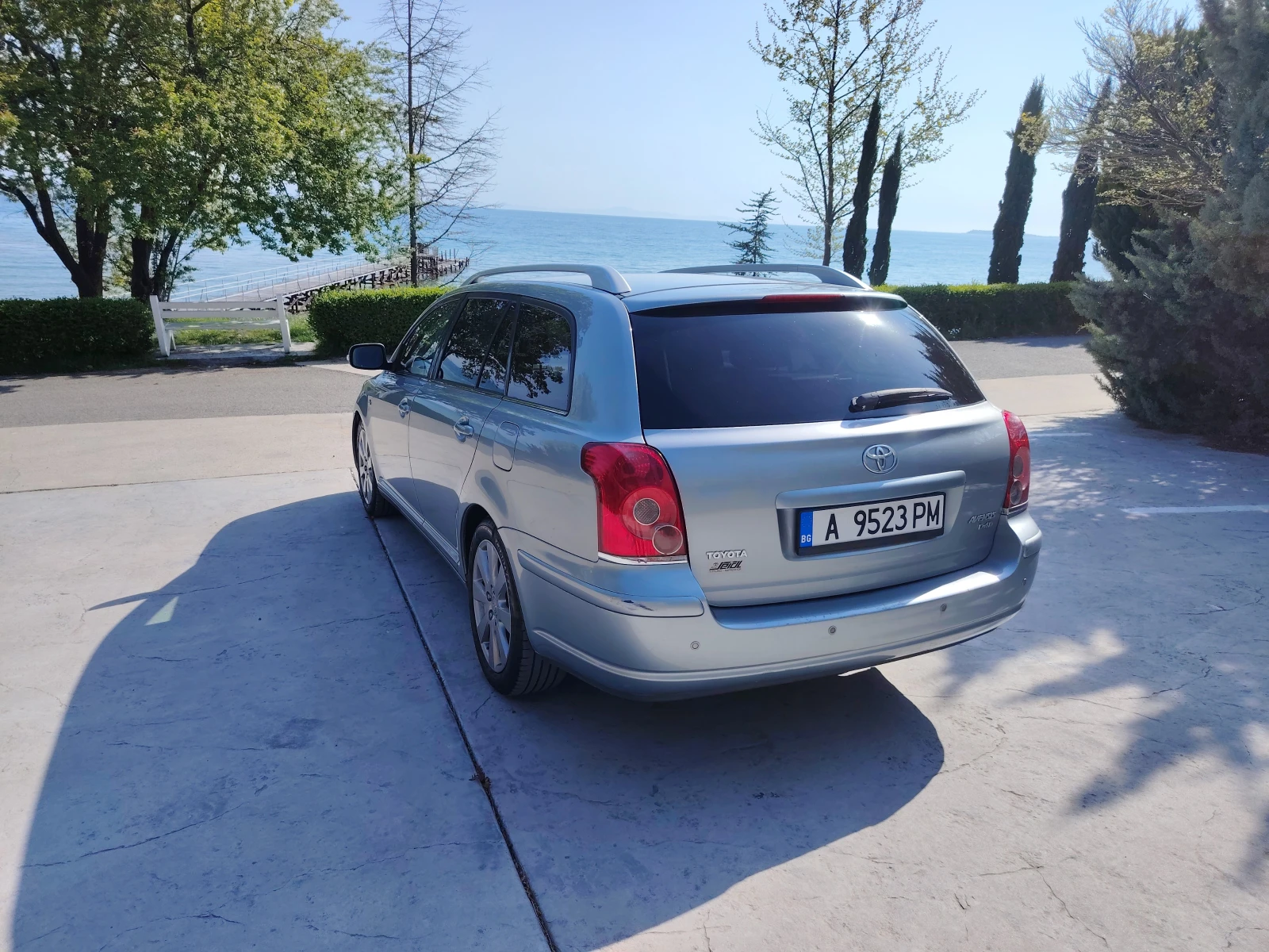 Toyota Avensis  - изображение 3