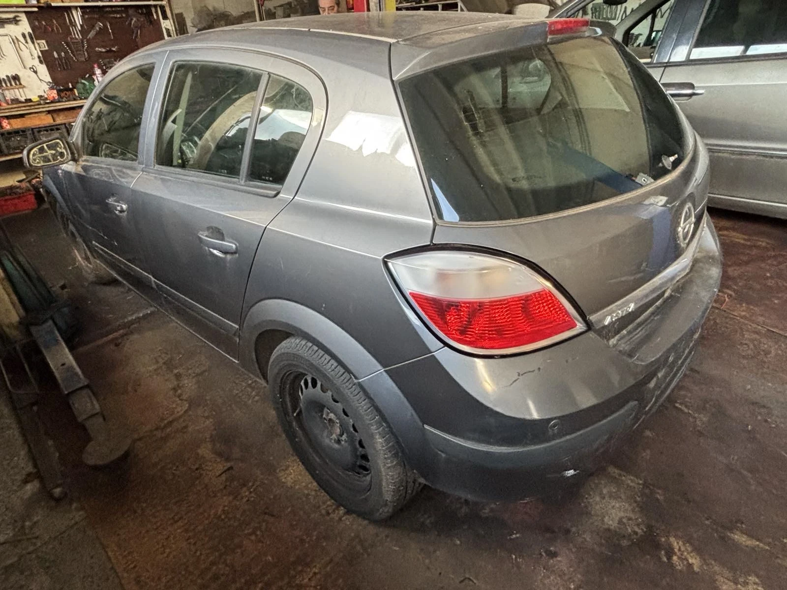 Opel Astra H - изображение 3