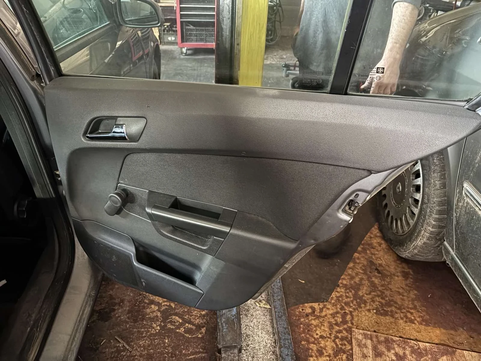 Opel Astra H - изображение 7