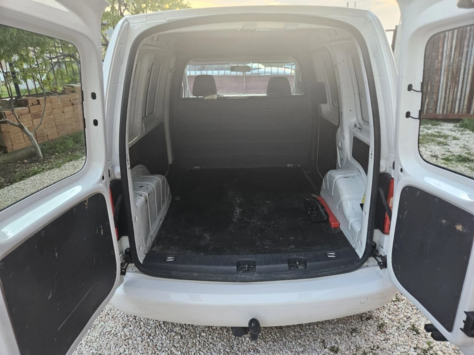 VW Caddy 1.6   | Mobile.bg   14