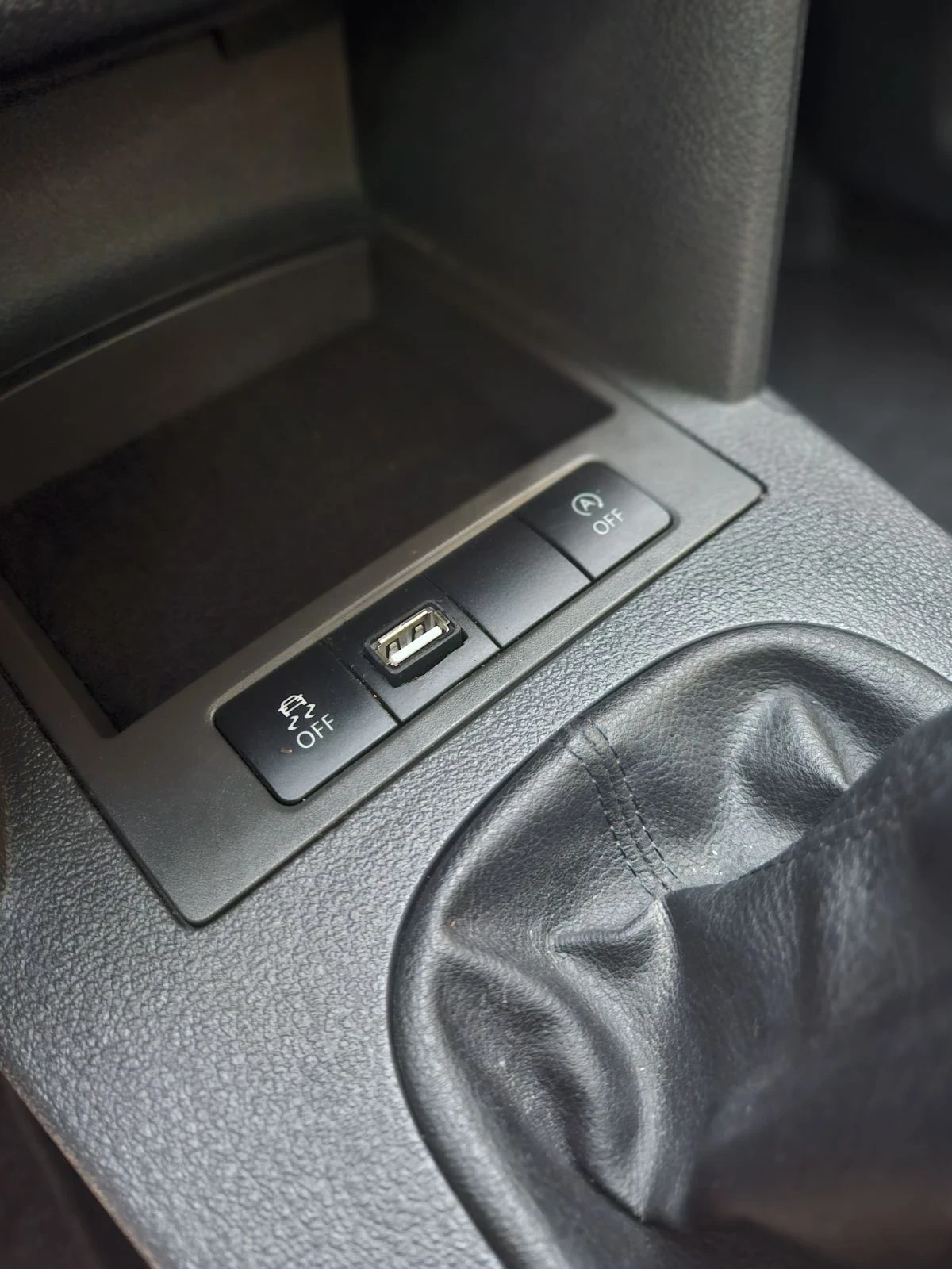 VW Caddy 1.6   | Mobile.bg   12