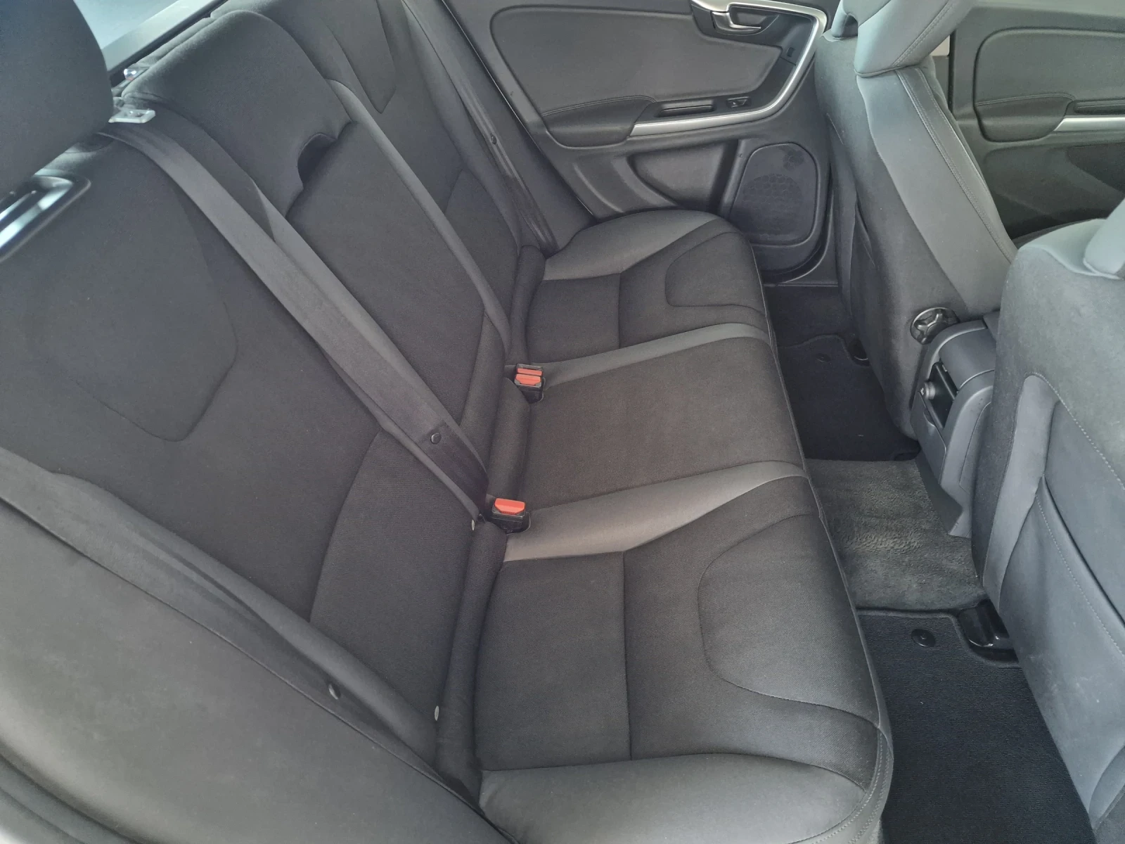 Volvo V60 2.0 163kc EURO 5A | Mobile.bg � ����������� 8