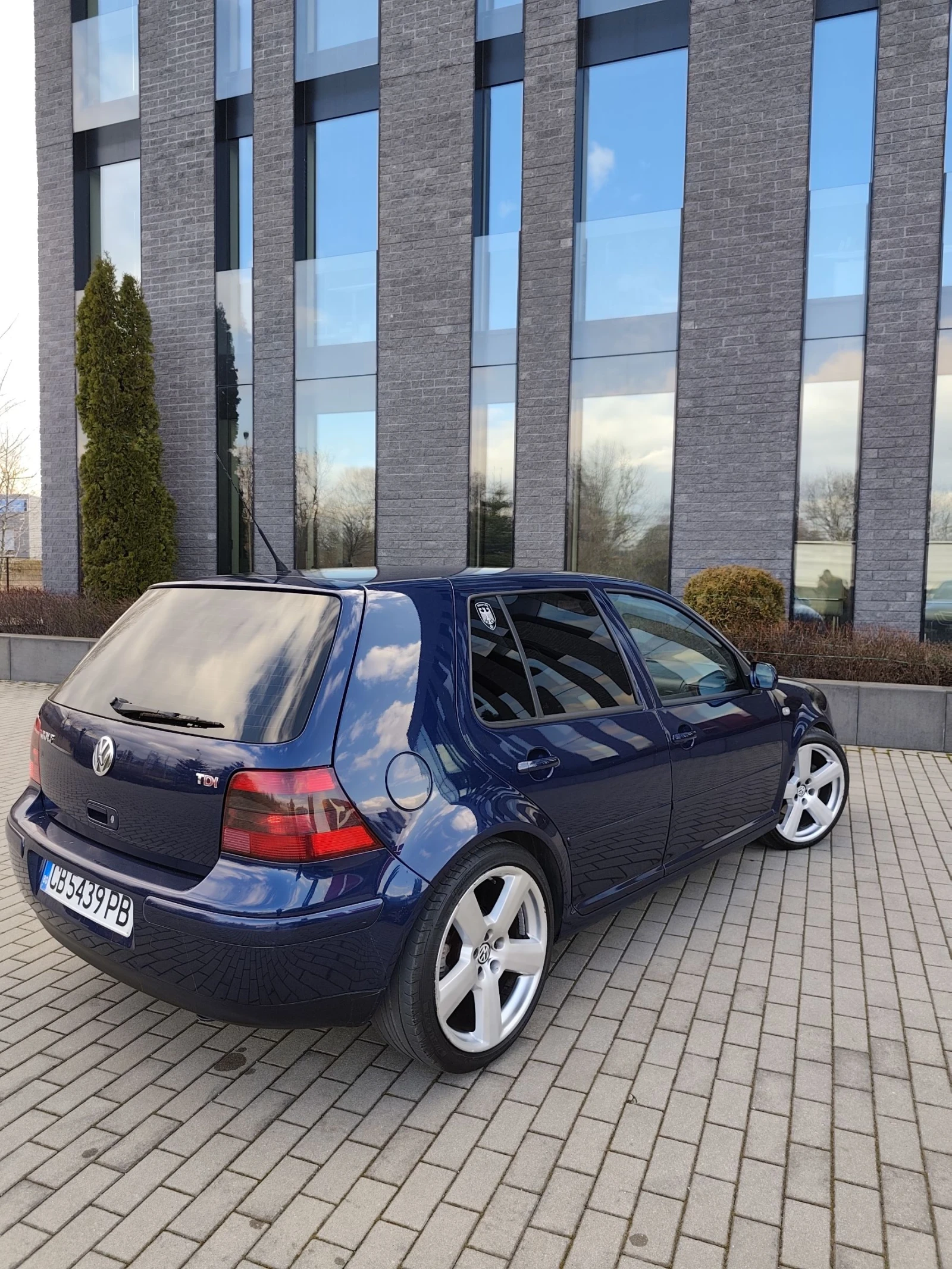 VW Golf 1.9TDI 131+ + УНИКАТ , ТОП , NAVI, УНИКАТ!!! - изображение 8