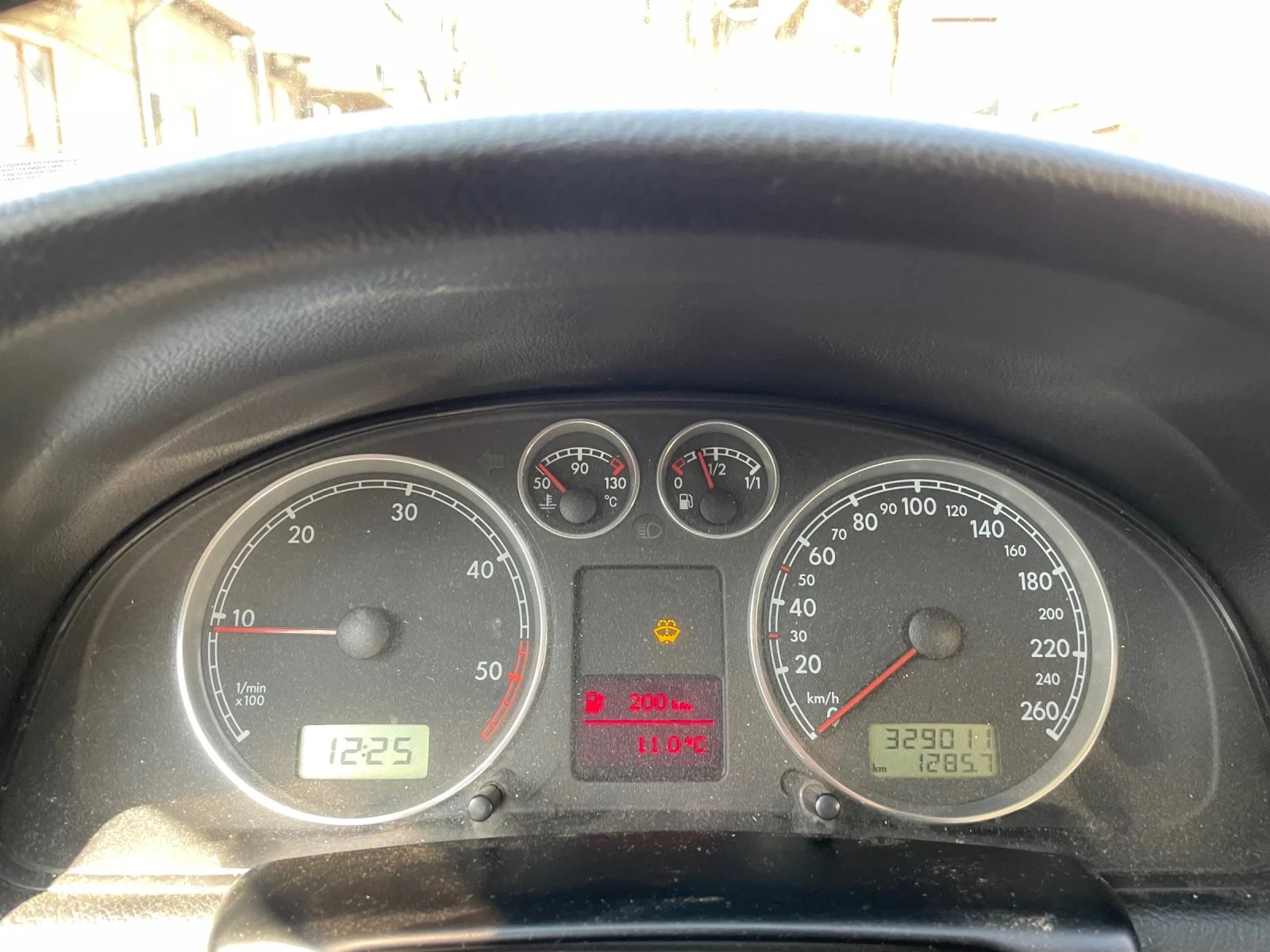 VW Passat 5.5 1.9TDI 131 к.с. 6 ск., снимка 9 - Автомобили и джипове - 53858719