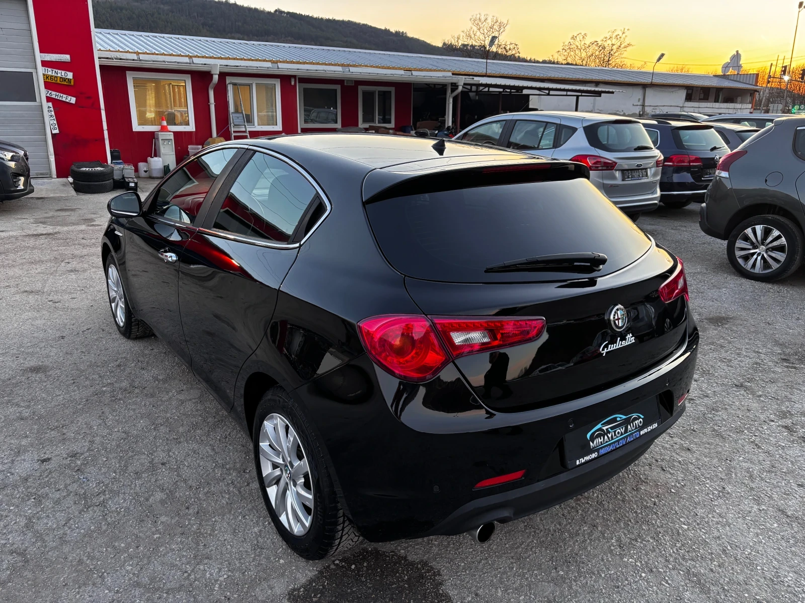 Alfa Romeo Giulietta 1.6 M-JET НОВ ВНОС/ЛЕТИ ДЖ, снимка 5 - Автомобили и джипове - 53894545