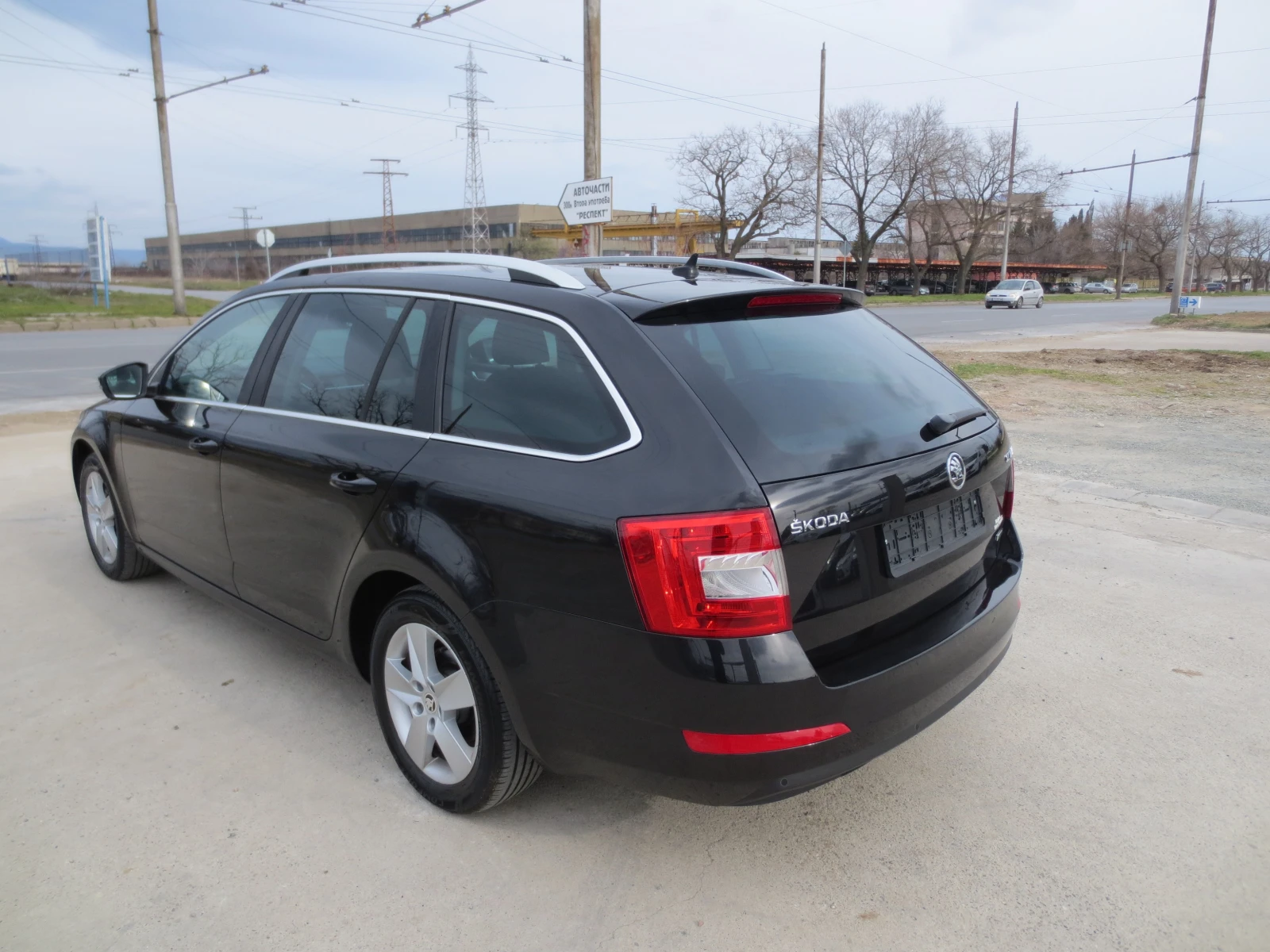 Skoda Octavia 1.4 i G-TEC * METAH* , снимка 7 - Автомобили и джипове - 53914906