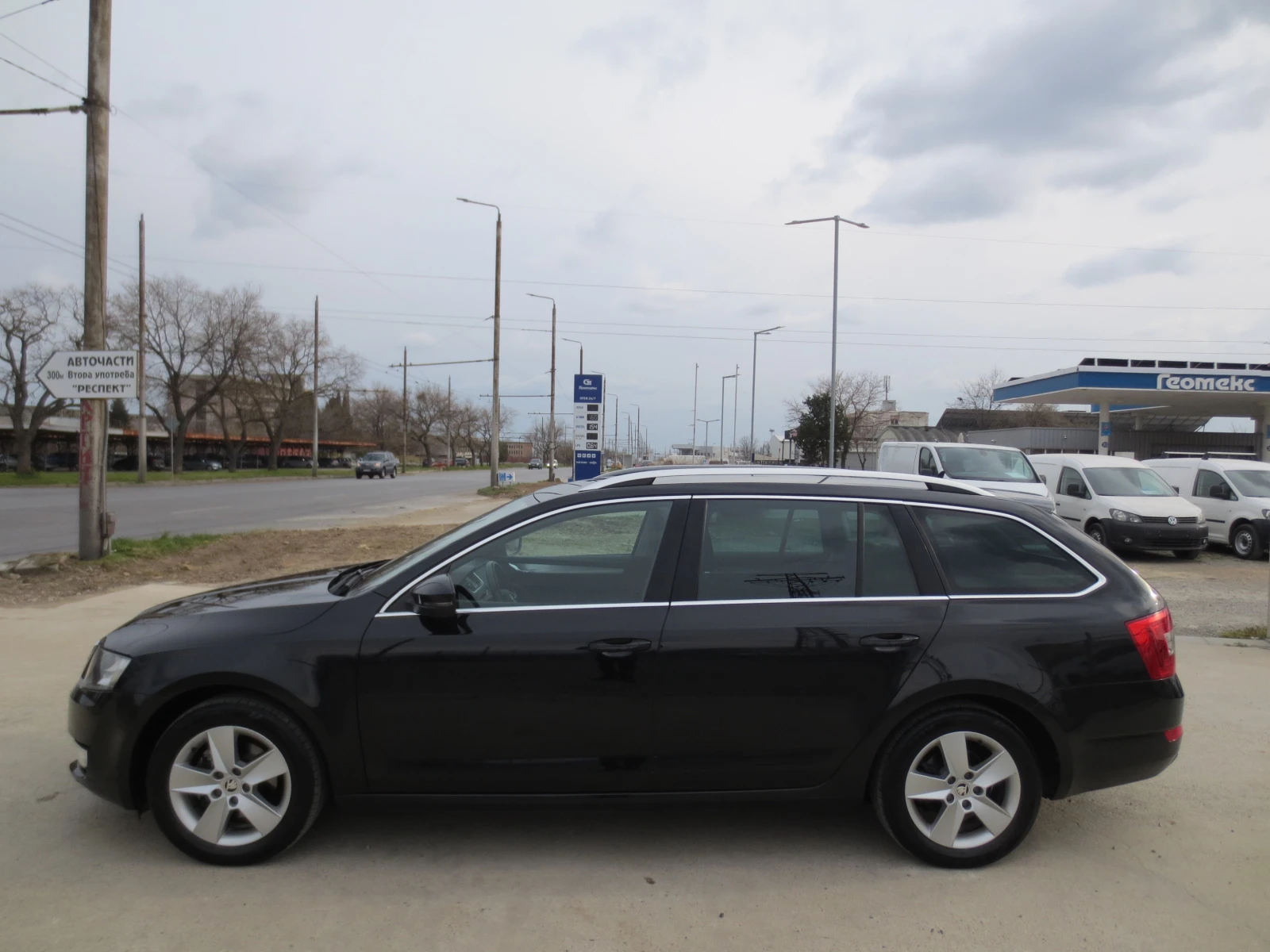 Skoda Octavia 1.4 i G-TEC * METAH* , снимка 8 - Автомобили и джипове - 53914906