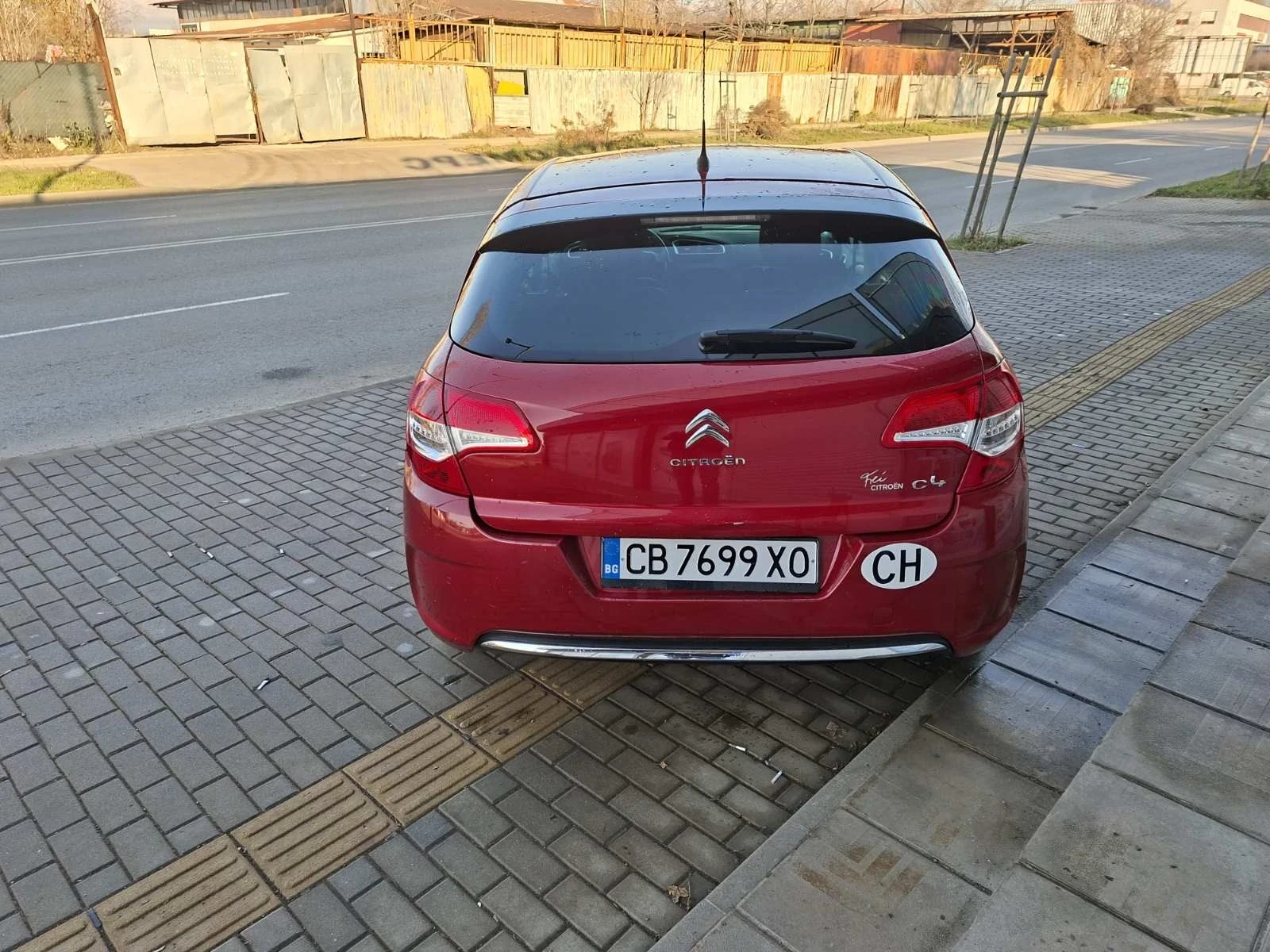 Citroen C4, снимка 5 - Автомобили и джипове - 53975523