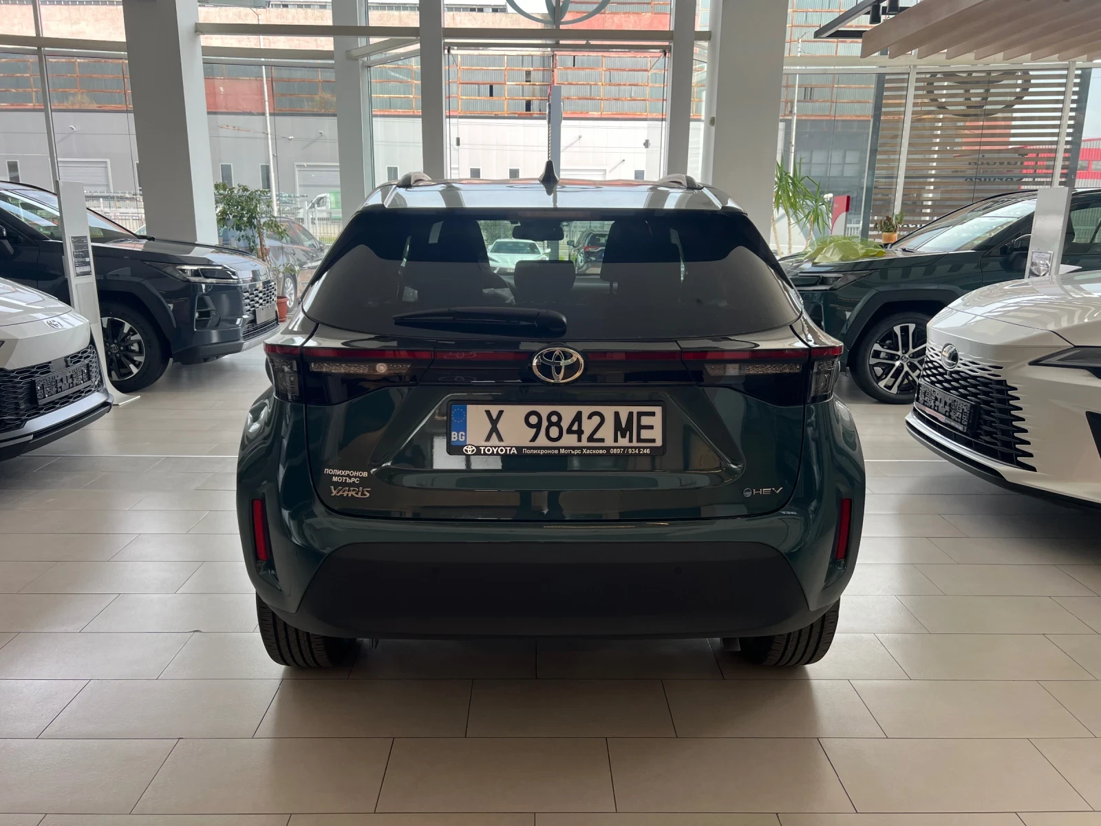 Toyota Yaris Cross Chic , снимка 4 - Автомобили и джипове - 54193069