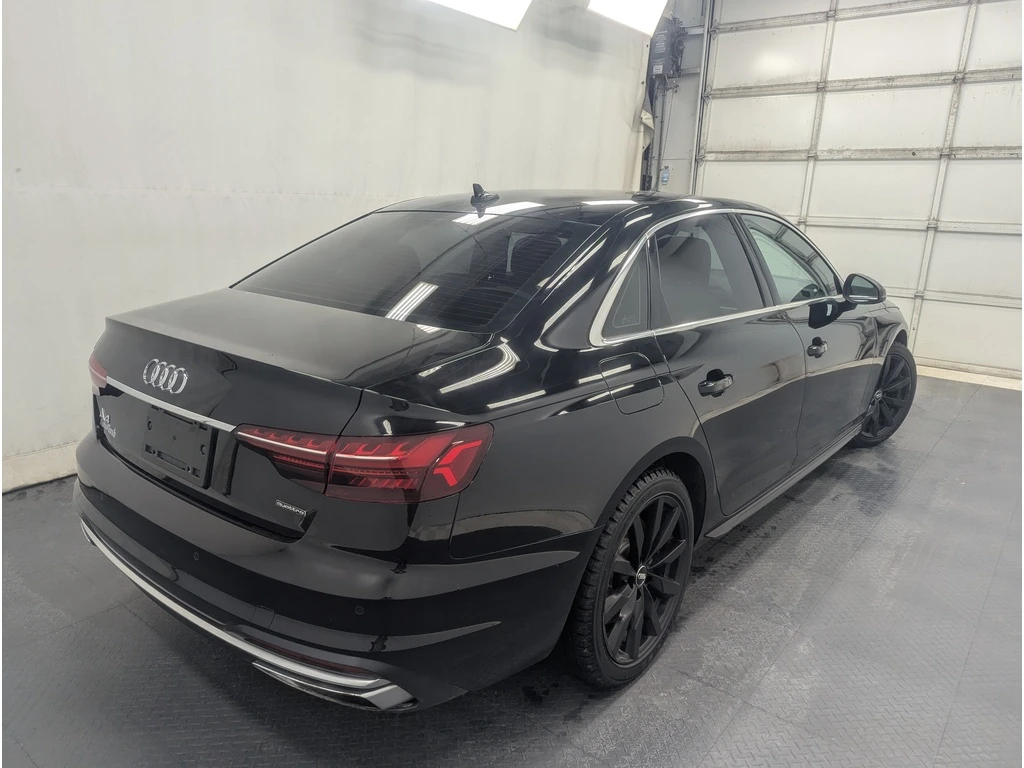 Audi A4 S-Line* Quattro* Premium* Шибидах* 360* Carplay, снимка 4 - Автомобили и джипове - 54215080